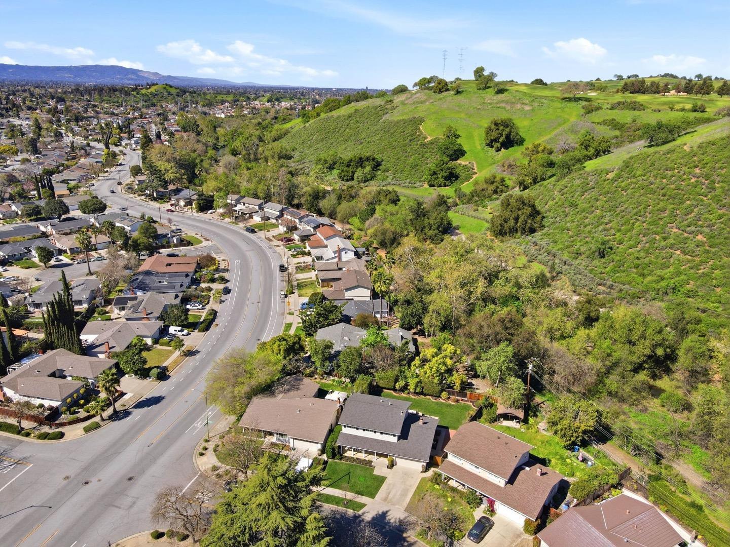 Detail Gallery Image 48 of 53 For 997 Wallace Dr, San Jose,  CA 95120 - 4 Beds | 2/1 Baths