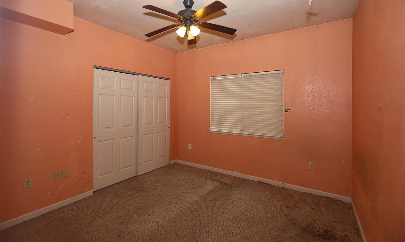 Detail Gallery Image 3 of 16 For 9219 Holly St, Oakland,  CA 94603 - 3 Beds | 2 Baths