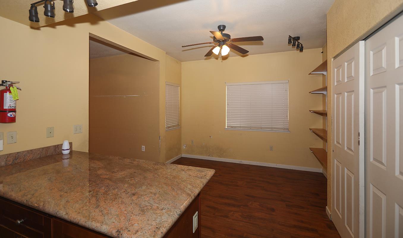 Detail Gallery Image 6 of 16 For 9219 Holly St, Oakland,  CA 94603 - 3 Beds | 2 Baths