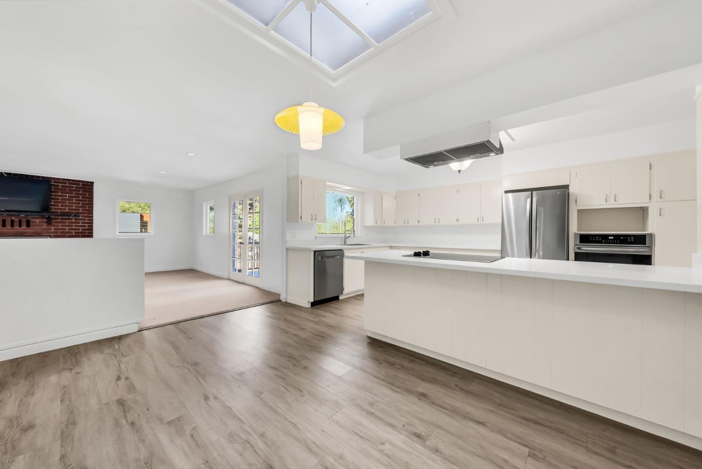 Detail Gallery Image 21 of 33 For 280 Angelita, Pacifica,  CA 94044 - 3 Beds | 3 Baths