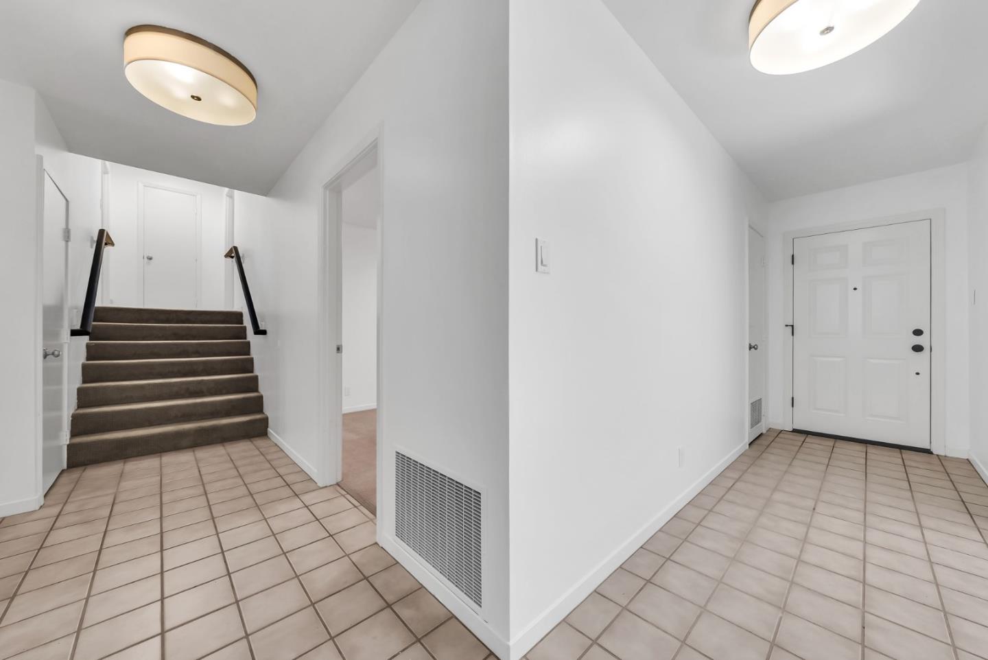 Detail Gallery Image 6 of 33 For 280 Angelita, Pacifica,  CA 94044 - 3 Beds | 3 Baths