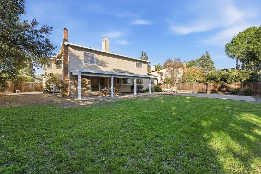 Detail Gallery Image 21 of 61 For 716 Sussex Pl, Milpitas,  CA 95035 - 4 Beds | 3 Baths