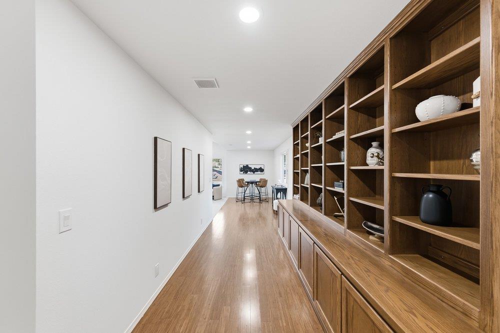 Detail Gallery Image 48 of 61 For 716 Sussex Pl, Milpitas,  CA 95035 - 4 Beds | 3 Baths