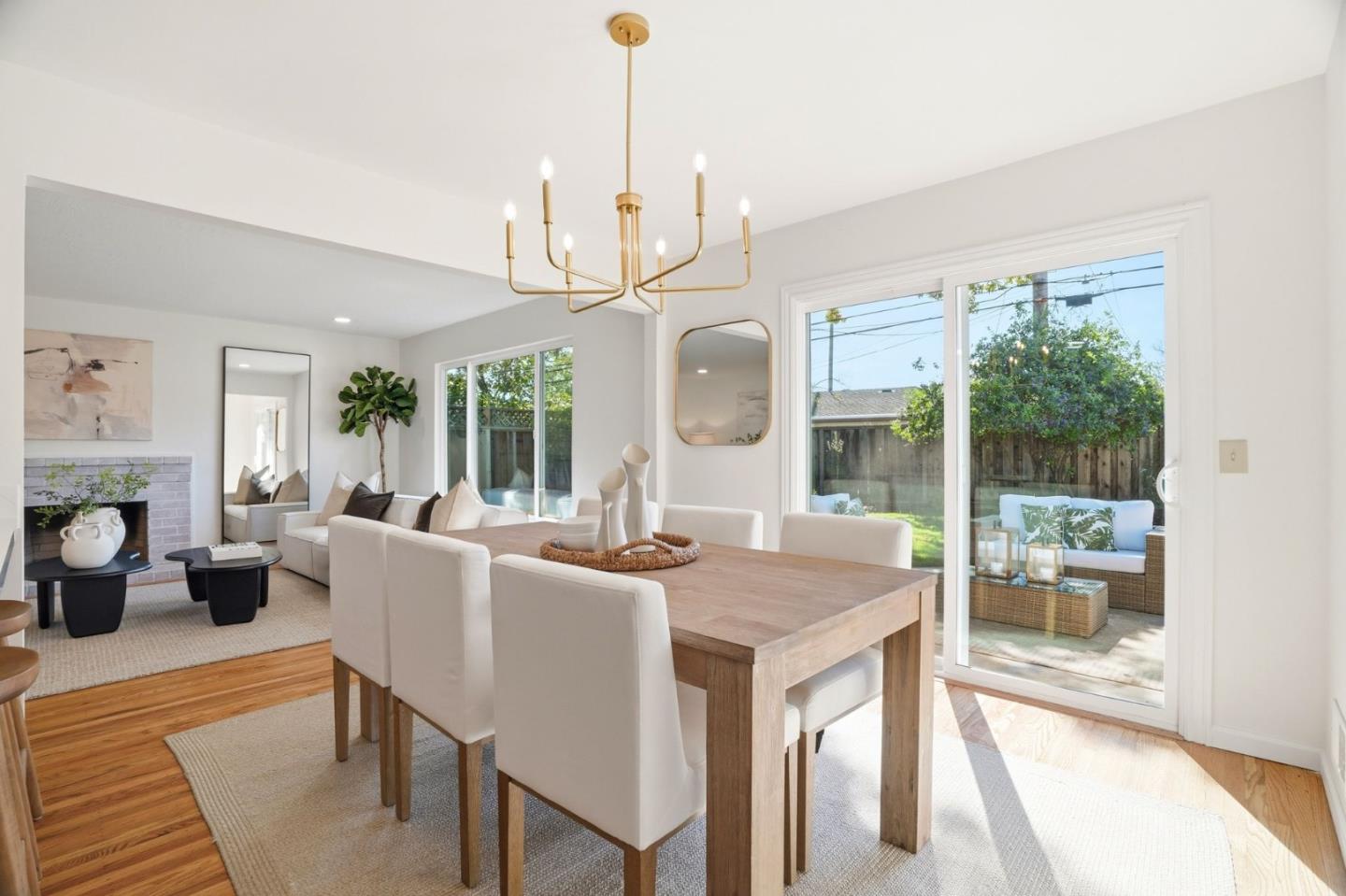 Detail Gallery Image 13 of 77 For 1554 Calinoma Dr, San Jose,  CA 95118 - 3 Beds | 2 Baths