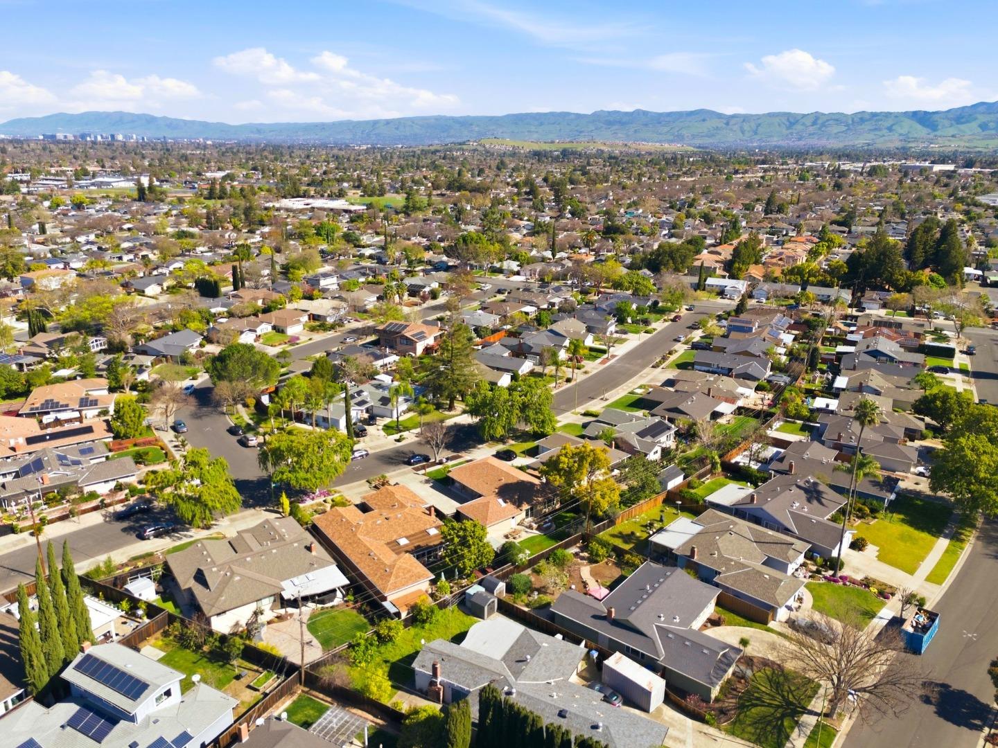 Detail Gallery Image 74 of 77 For 1554 Calinoma Dr, San Jose,  CA 95118 - 3 Beds | 2 Baths
