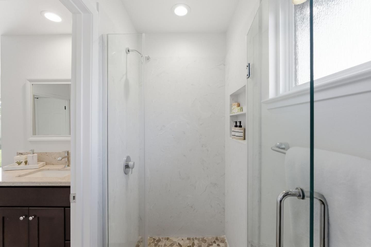 Detail Gallery Image 21 of 50 For 1696 Morning Glory Ln, San Jose,  CA 95124 - 4 Beds | 2 Baths