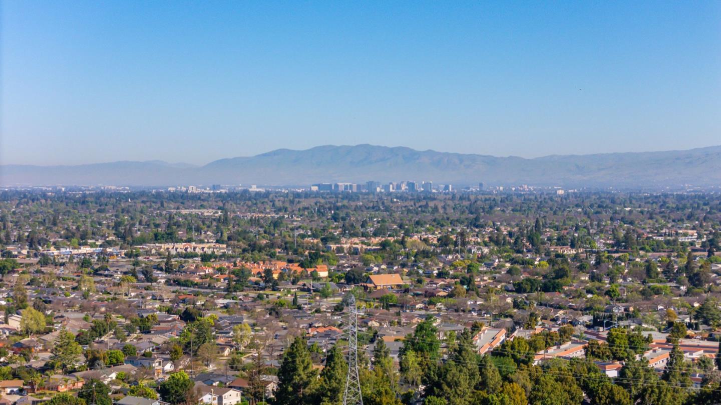 Detail Gallery Image 44 of 50 For 1696 Morning Glory Ln, San Jose,  CA 95124 - 4 Beds | 2 Baths