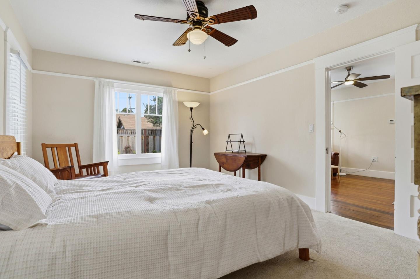 Detail Gallery Image 13 of 34 For 119 Kennan St, Santa Cruz,  CA 95060 - 3 Beds | 2/1 Baths