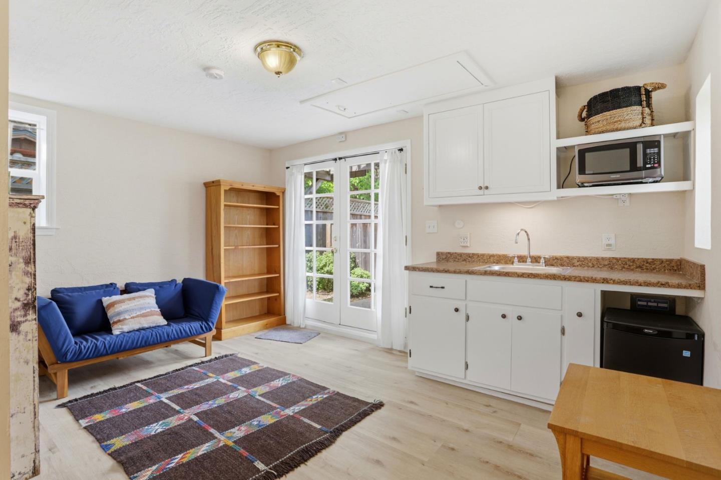 Detail Gallery Image 26 of 34 For 119 Kennan St, Santa Cruz,  CA 95060 - 3 Beds | 2/1 Baths