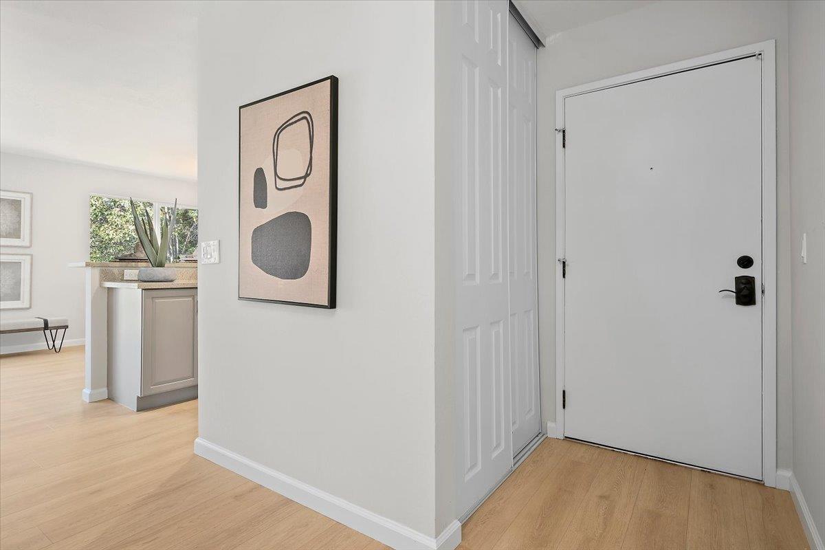 Detail Gallery Image 12 of 16 For 1093 Reed Ave #C,  Sunnyvale,  CA 94086 - 2 Beds | 1 Baths