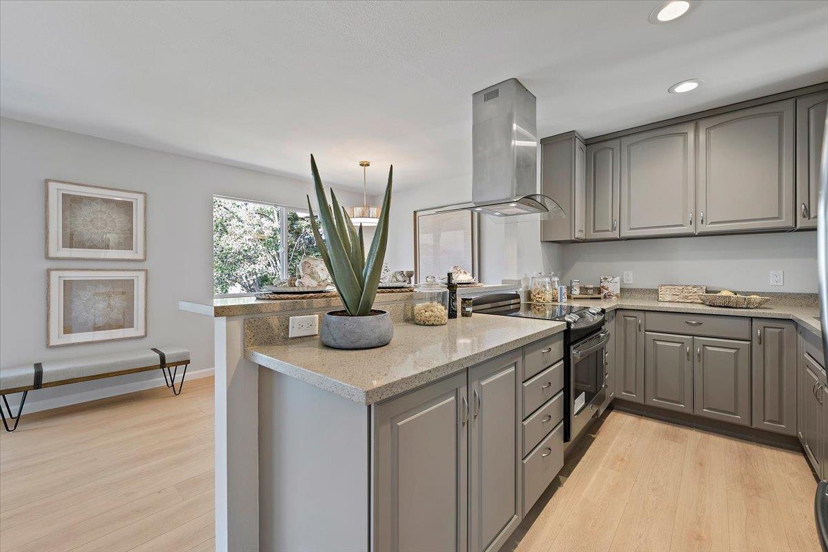 Detail Gallery Image 5 of 16 For 1093 Reed Ave #C,  Sunnyvale,  CA 94086 - 2 Beds | 1 Baths