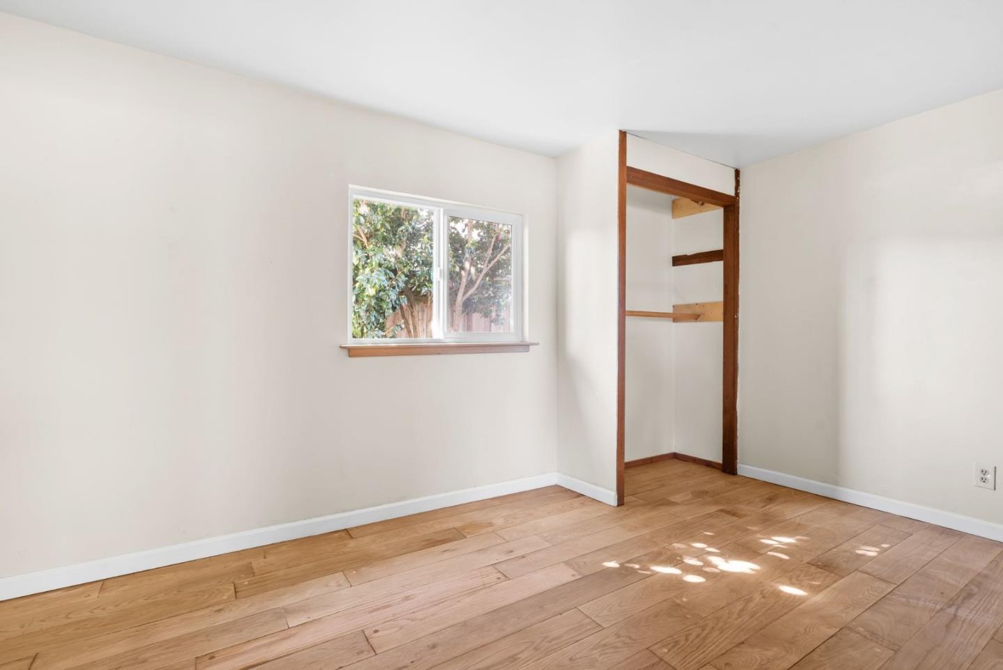 Detail Gallery Image 11 of 41 For 205 Fair Ave, Santa Cruz,  CA 95060 - 2 Beds | 1 Baths