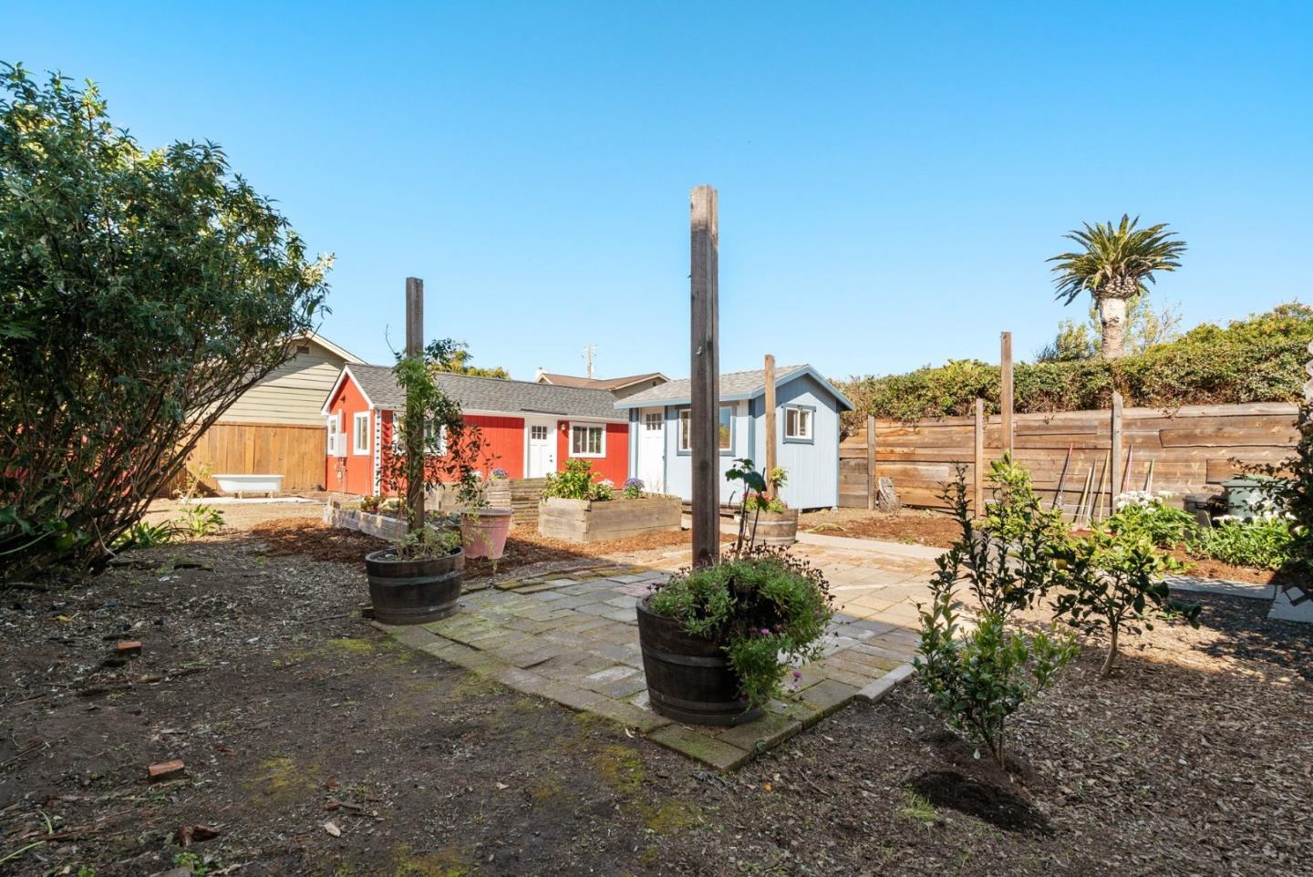 Detail Gallery Image 25 of 41 For 205 Fair Ave, Santa Cruz,  CA 95060 - 2 Beds | 1 Baths