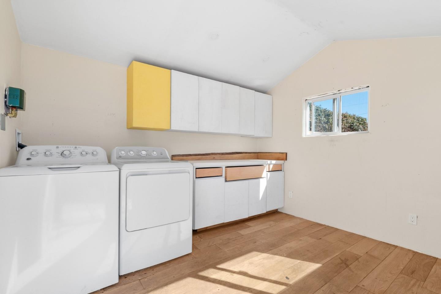 Detail Gallery Image 29 of 41 For 205 Fair Ave, Santa Cruz,  CA 95060 - 2 Beds | 1 Baths