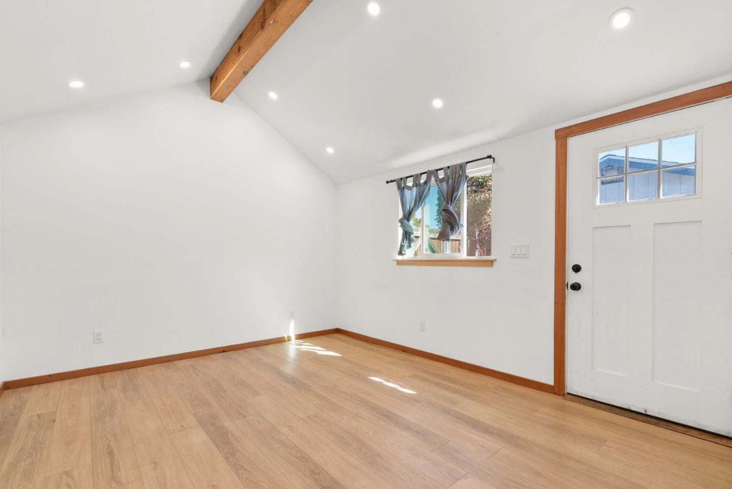 Detail Gallery Image 33 of 41 For 205 Fair Ave, Santa Cruz,  CA 95060 - 2 Beds | 1 Baths