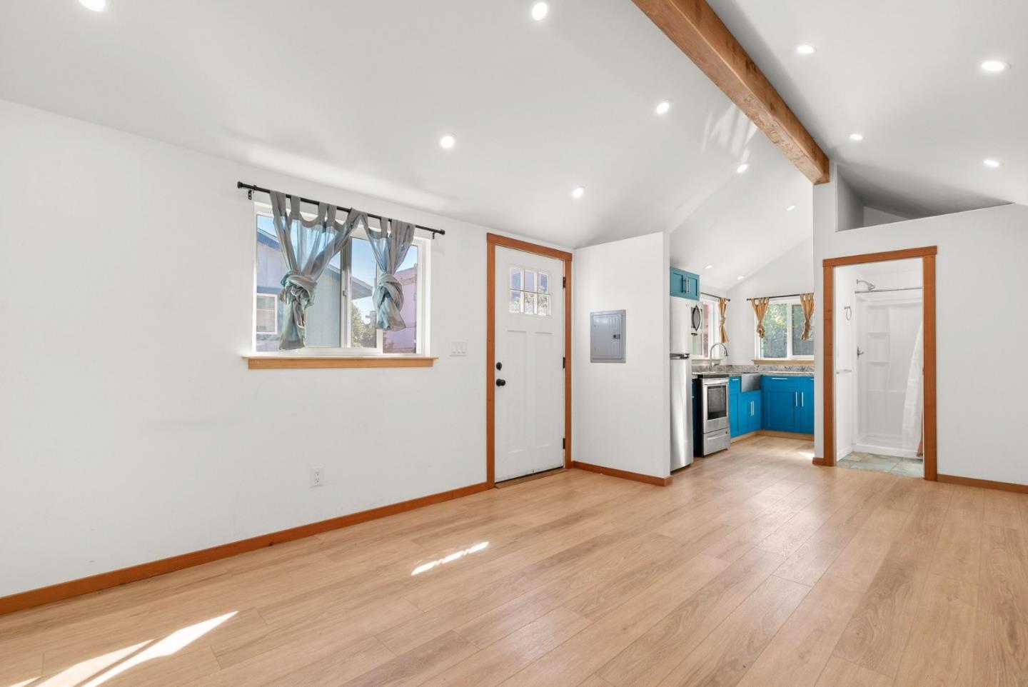 Detail Gallery Image 34 of 41 For 205 Fair Ave, Santa Cruz,  CA 95060 - 2 Beds | 1 Baths