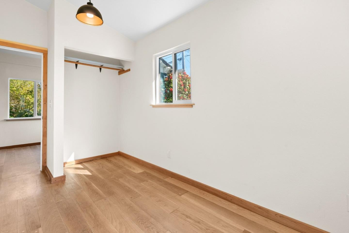 Detail Gallery Image 7 of 41 For 205 Fair Ave, Santa Cruz,  CA 95060 - 2 Beds | 1 Baths