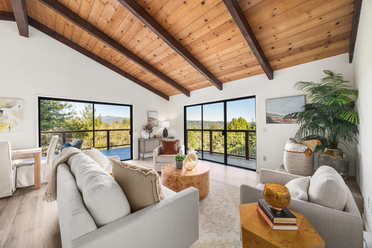 Detail Gallery Image 5 of 44 For 1130 Hidden Valley Rd, Soquel,  CA 95073 - 3 Beds | 3 Baths