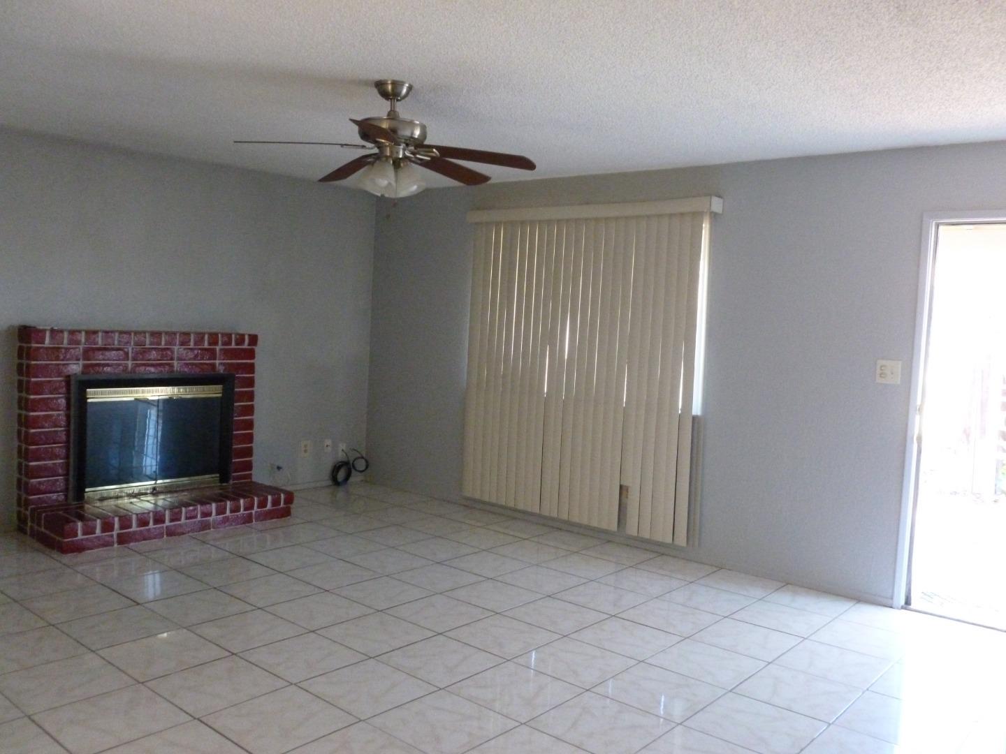 Detail Gallery Image 13 of 54 For 460 Se Jeremy Ct, Oakdale,  CA 95361 - 3 Beds | 2 Baths