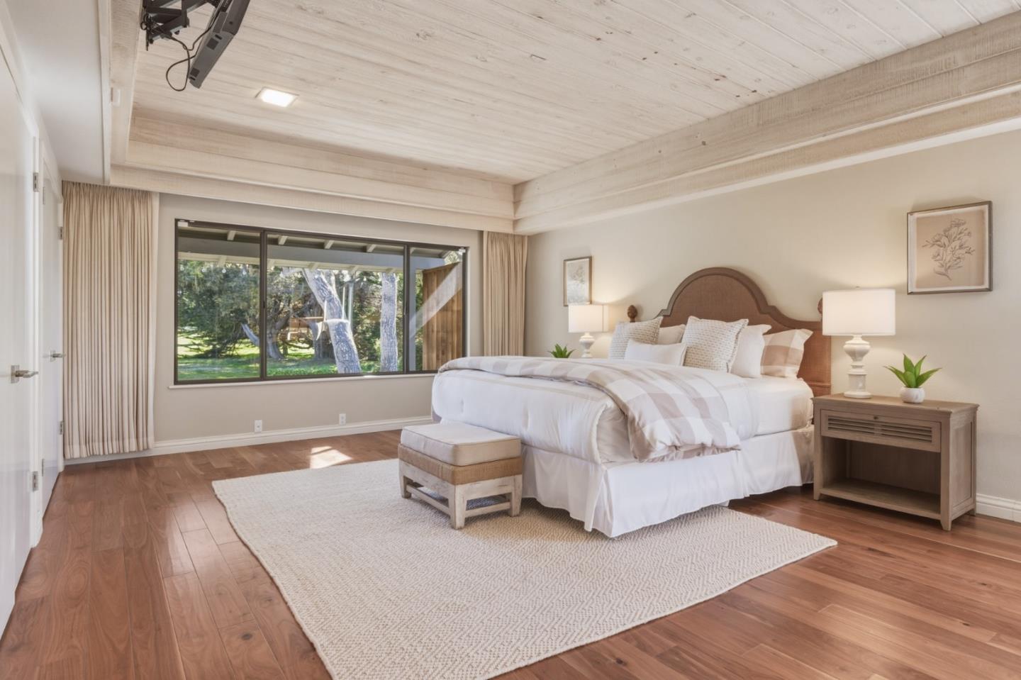 Detail Gallery Image 20 of 21 For 1057 Broncho Rd, Pebble Beach,  CA 93953 - 3 Beds | 3 Baths