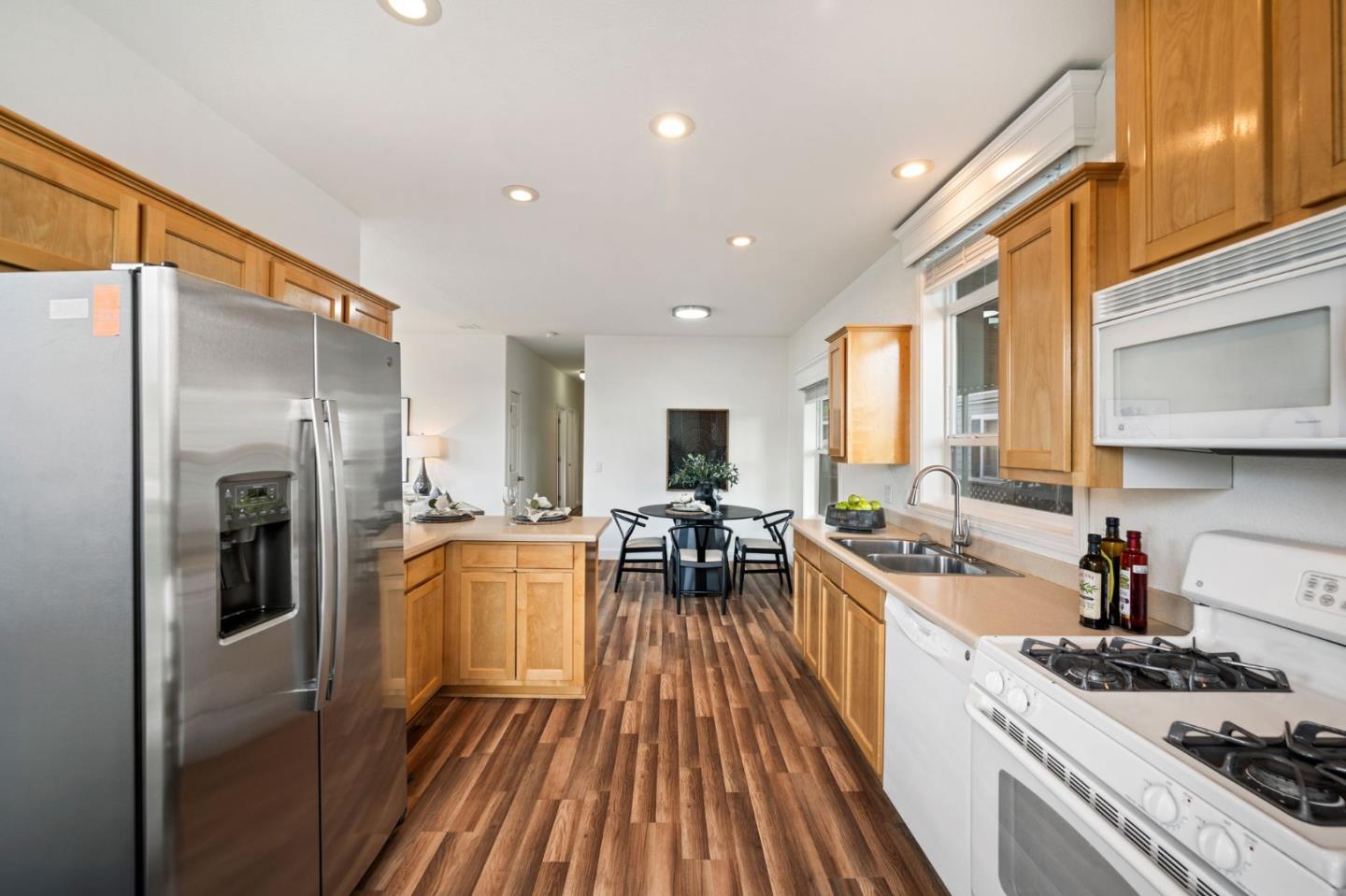 Detail Gallery Image 17 of 42 For 6130 Monterey Hwy #189,  San Jose,  CA 95138 - 3 Beds | 2 Baths