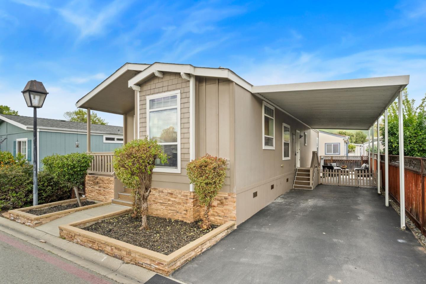 Detail Gallery Image 4 of 42 For 6130 Monterey Hwy #189,  San Jose,  CA 95138 - 3 Beds | 2 Baths