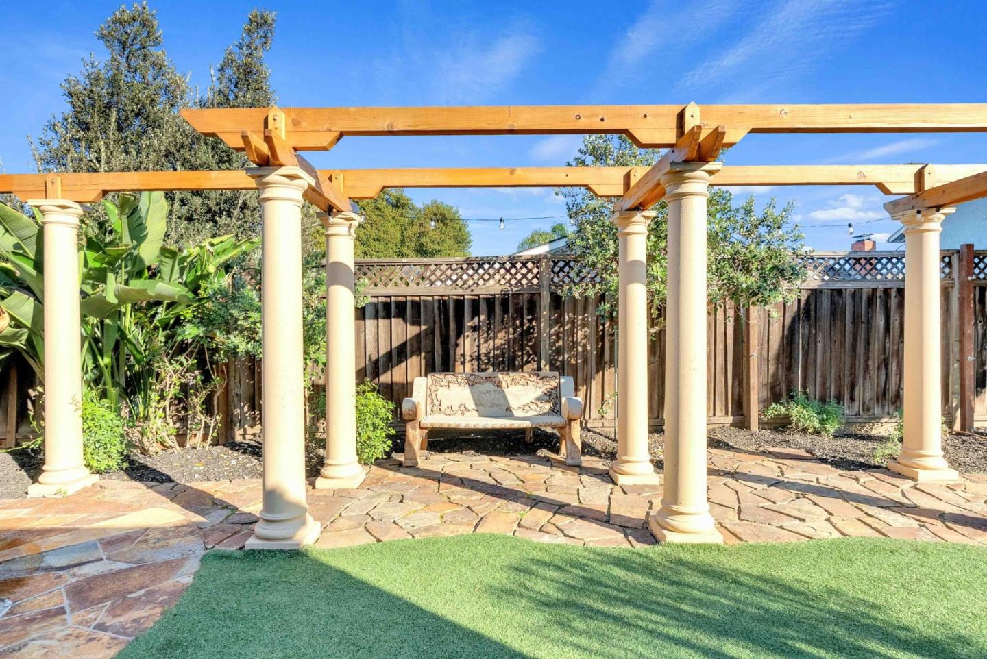 Detail Gallery Image 34 of 58 For 5114 Sussex Park Ct, San Jose,  CA 95136 - 3 Beds | 2/1 Baths