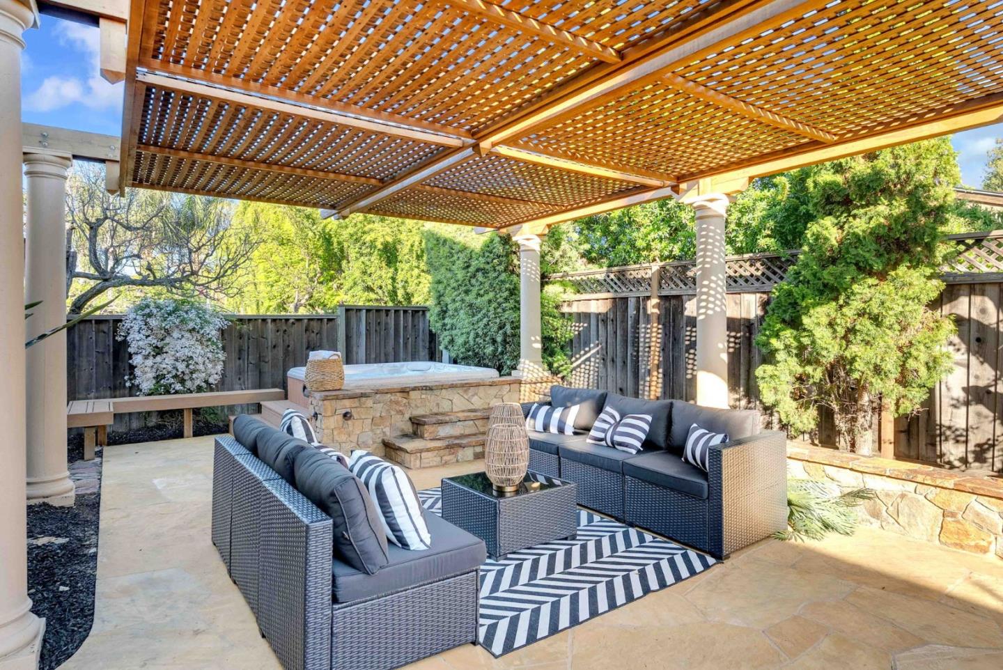 Detail Gallery Image 37 of 58 For 5114 Sussex Park Ct, San Jose,  CA 95136 - 3 Beds | 2/1 Baths