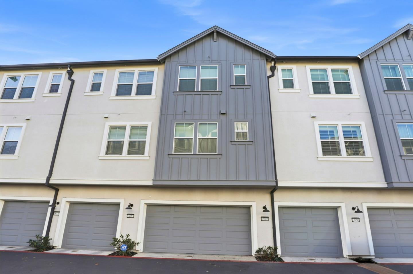 Detail Gallery Image 27 of 35 For 18086 Monterey Rd, Morgan Hill,  CA 95037 - 3 Beds | 3 Baths