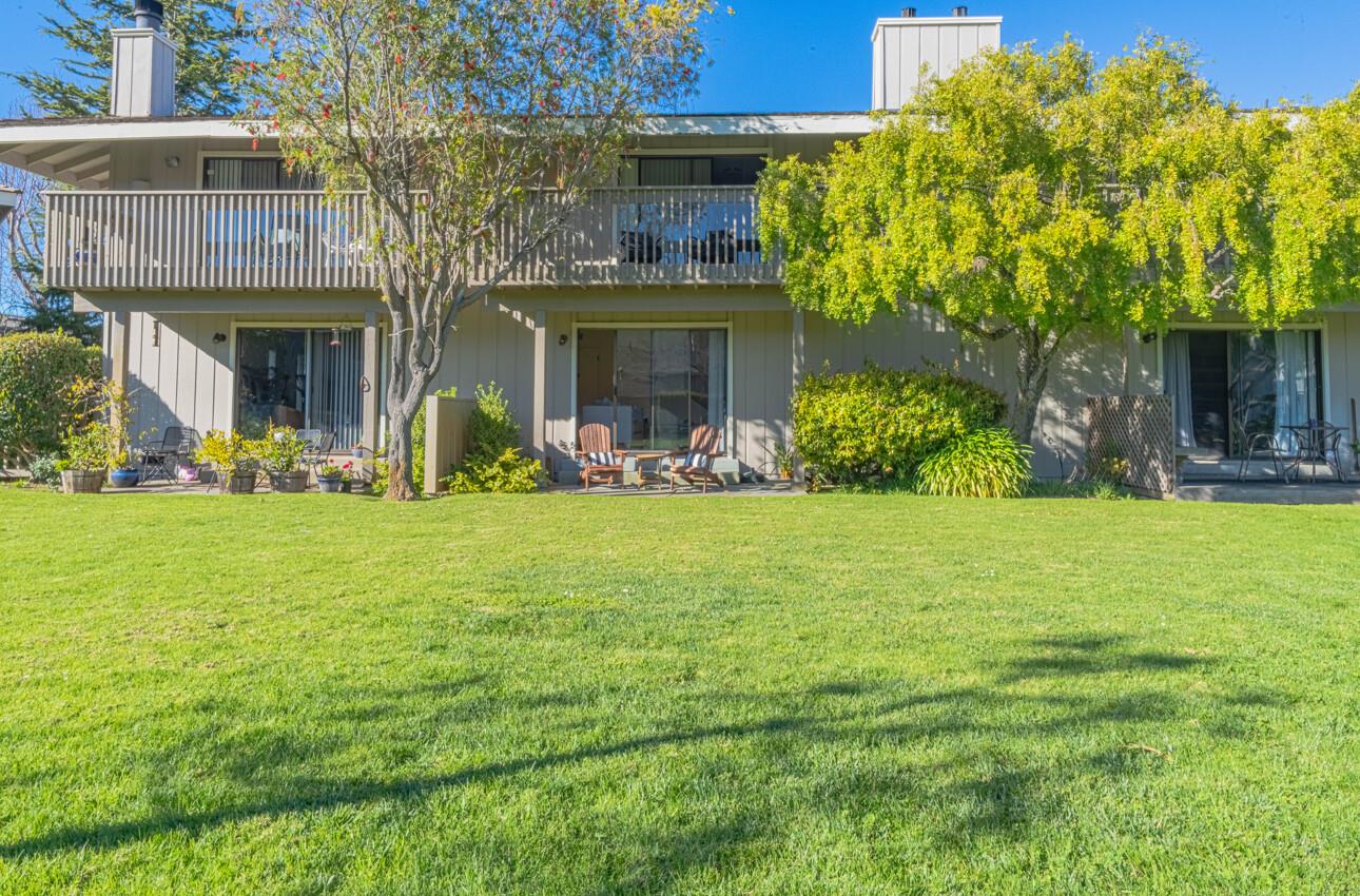 Detail Gallery Image 10 of 38 For 3850 Rio Rd #24,  Carmel,  CA 93923 - 2 Beds | 2/1 Baths