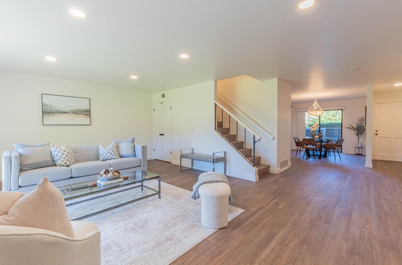 Detail Gallery Image 11 of 38 For 3850 Rio Rd #24,  Carmel,  CA 93923 - 2 Beds | 2/1 Baths