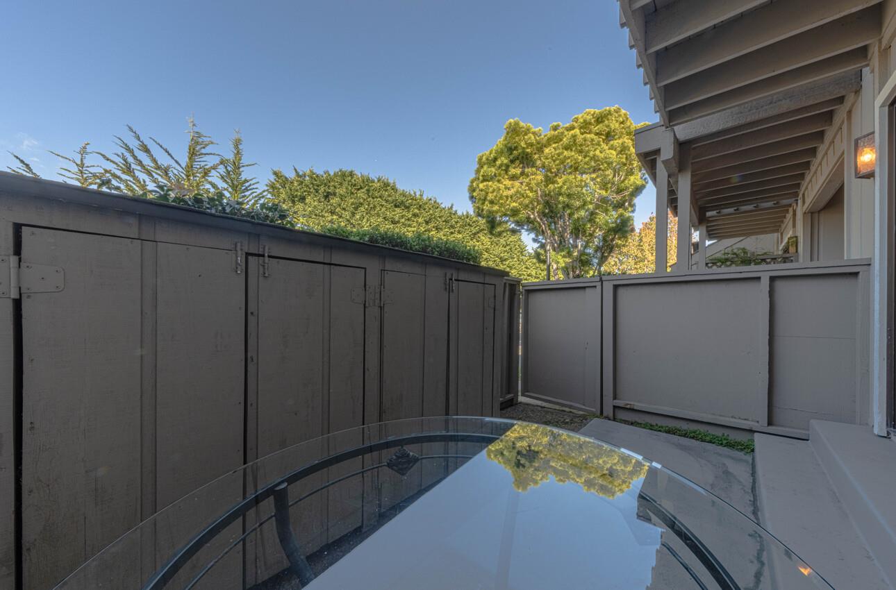 Detail Gallery Image 17 of 38 For 3850 Rio Rd #24,  Carmel,  CA 93923 - 2 Beds | 2/1 Baths