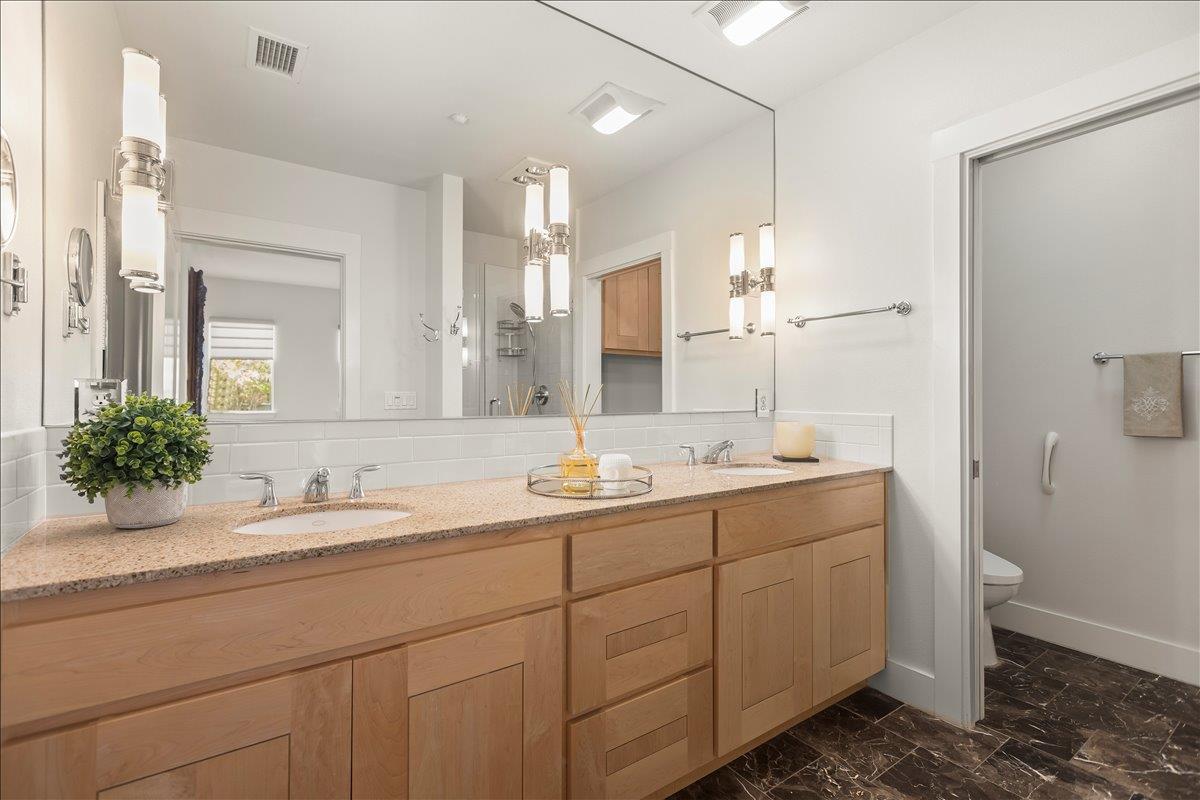 Detail Gallery Image 10 of 29 For 5100 El Camino Real #108,  Los Altos,  CA 94022 - 3 Beds | 2 Baths