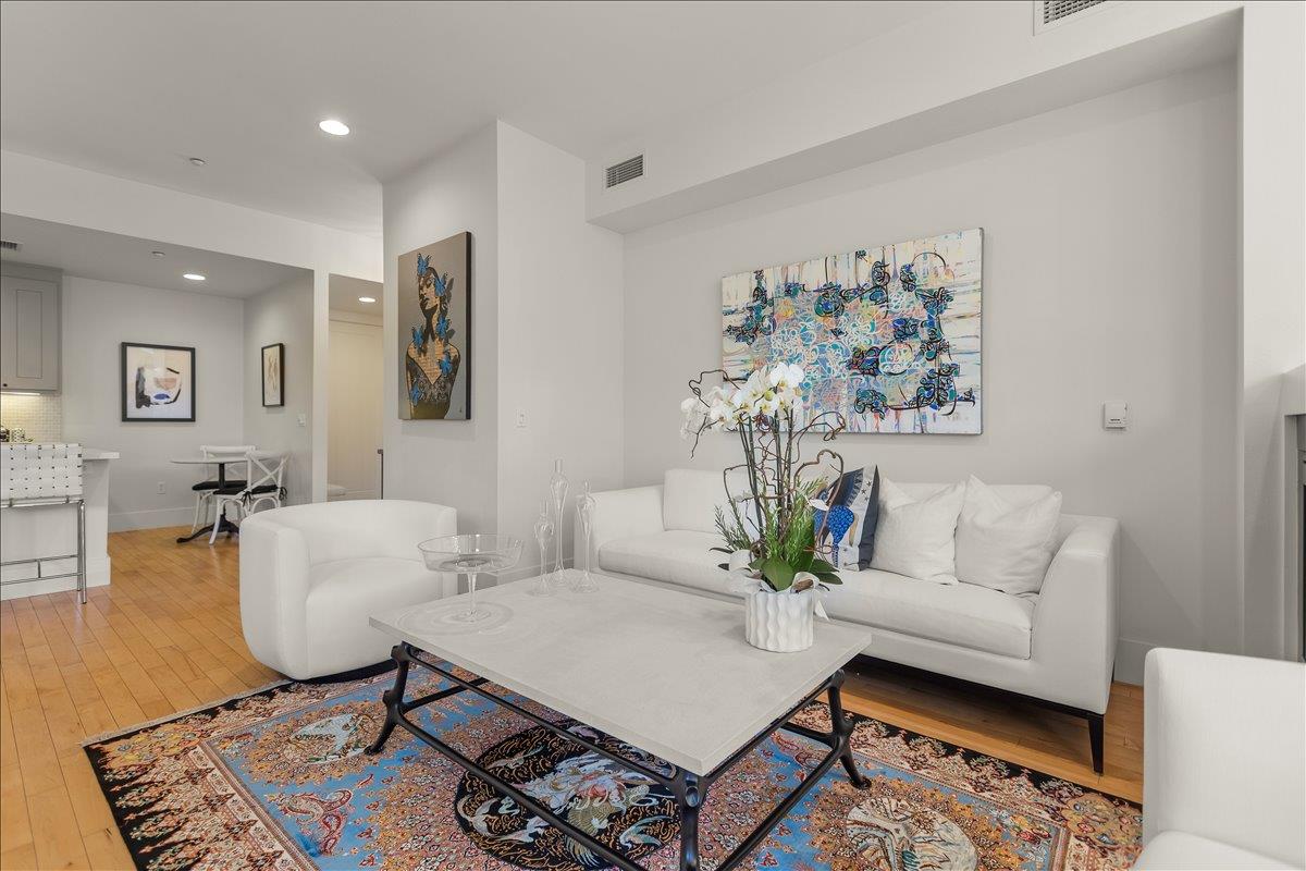 Detail Gallery Image 20 of 29 For 5100 El Camino Real #108,  Los Altos,  CA 94022 - 3 Beds | 2 Baths