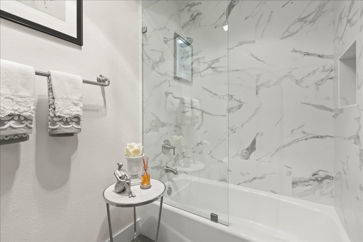 Detail Gallery Image 6 of 29 For 5100 El Camino Real #108,  Los Altos,  CA 94022 - 3 Beds | 2 Baths