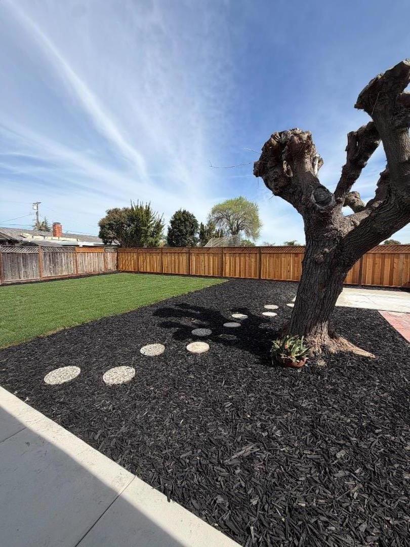 Detail Gallery Image 20 of 21 For 7579 Burnham Way, Dublin,  CA 94568 - 3 Beds | 2 Baths