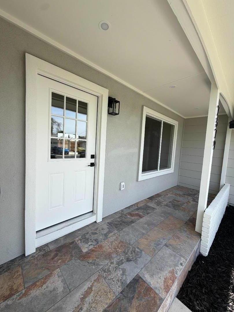 Detail Gallery Image 5 of 21 For 7579 Burnham Way, Dublin,  CA 94568 - 3 Beds | 2 Baths