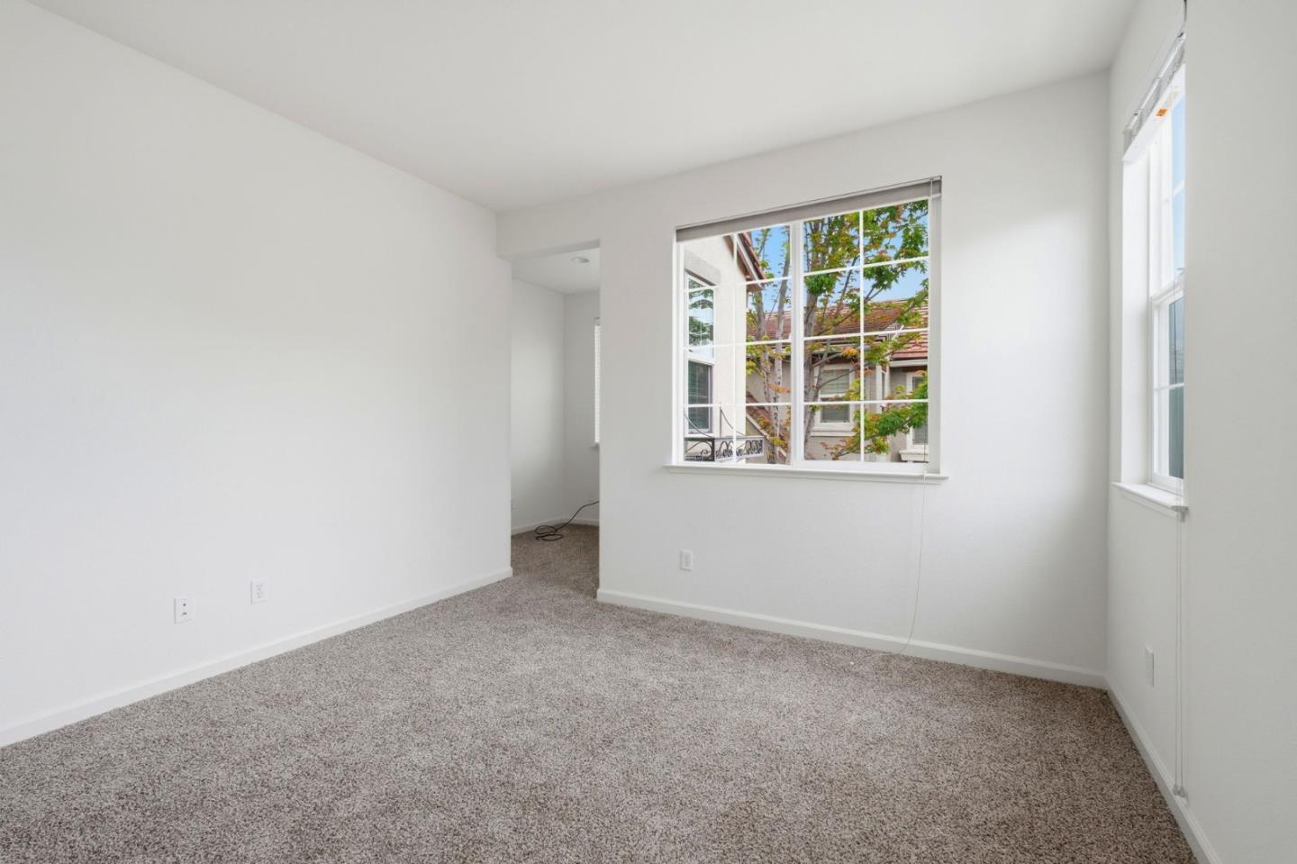 Detail Gallery Image 14 of 41 For 1121 Andreas Ln, Tracy,  CA 95376 - 4 Beds | 2/1 Baths