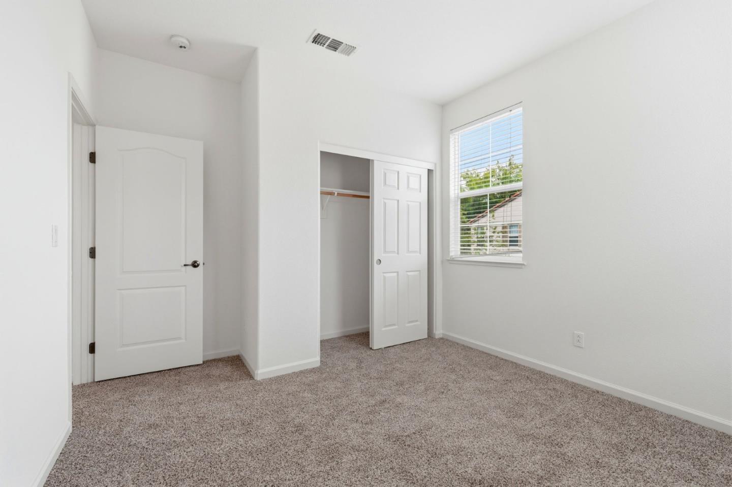 Detail Gallery Image 19 of 41 For 1121 Andreas Ln, Tracy,  CA 95376 - 4 Beds | 2/1 Baths