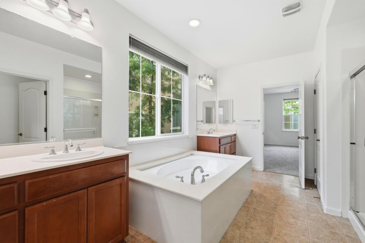 Detail Gallery Image 35 of 41 For 1121 Andreas Ln, Tracy,  CA 95376 - 4 Beds | 2/1 Baths