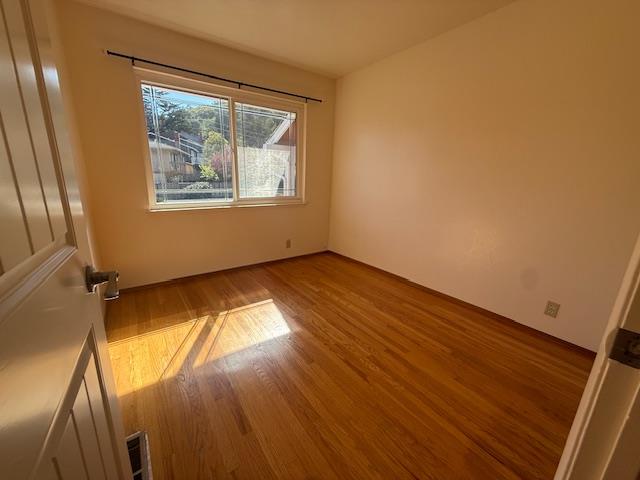 Detail Gallery Image 21 of 40 For 1102 Everglades, Pacifica,  CA 94044 - 4 Beds | 3 Baths