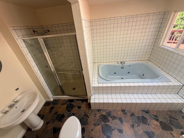 Detail Gallery Image 24 of 40 For 1102 Everglades, Pacifica,  CA 94044 - 4 Beds | 3 Baths