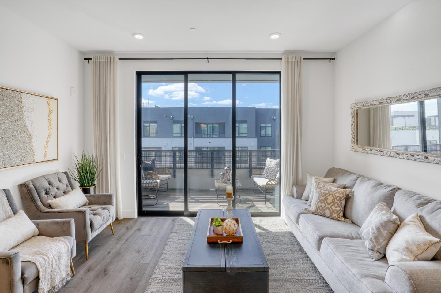 Detail Gallery Image 2 of 45 For 3578 Rambla Pl #726,  Santa Clara,  CA 95051 - 2 Beds | 2/1 Baths