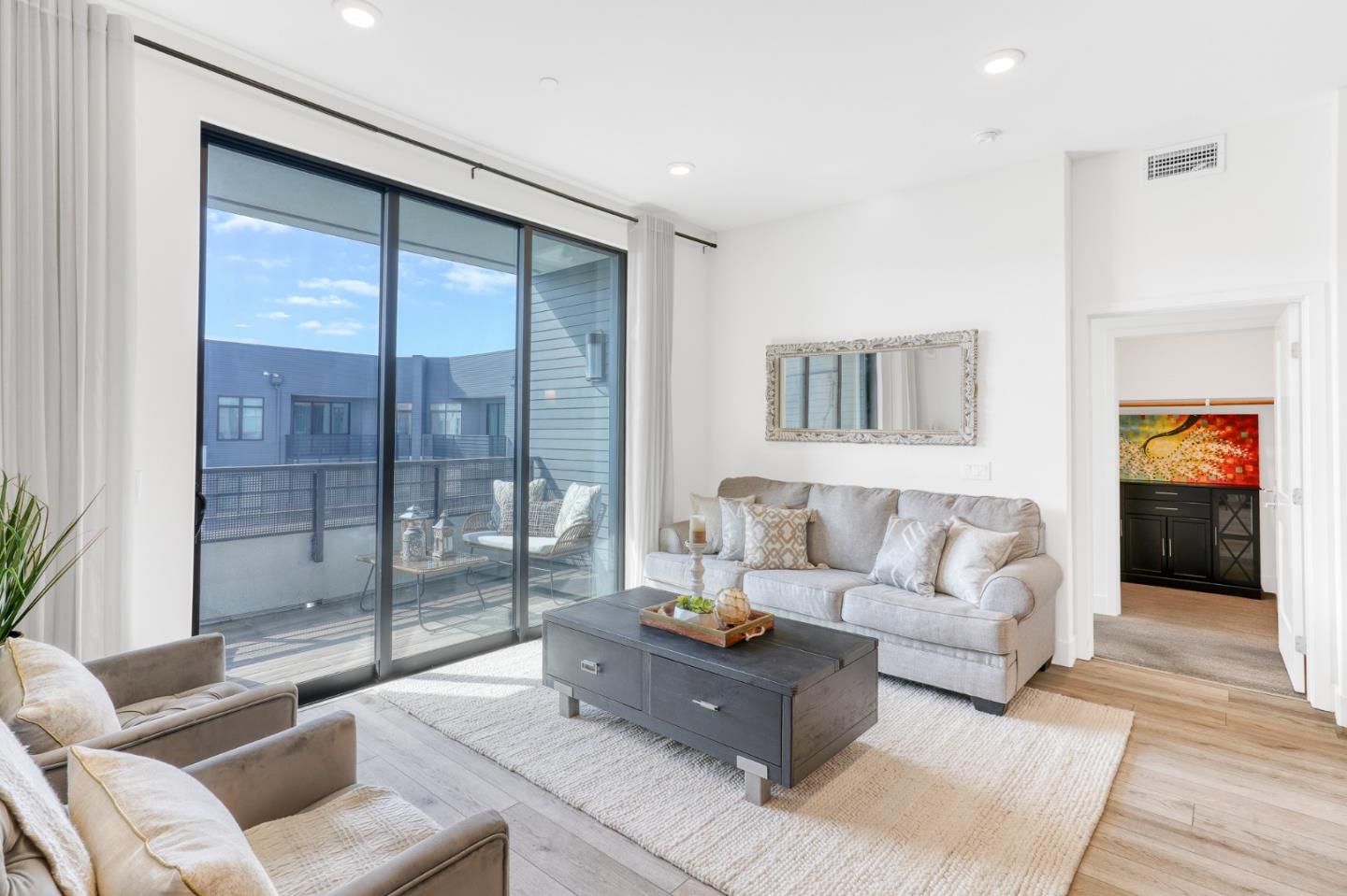 Detail Gallery Image 3 of 45 For 3578 Rambla Pl #726,  Santa Clara,  CA 95051 - 2 Beds | 2/1 Baths