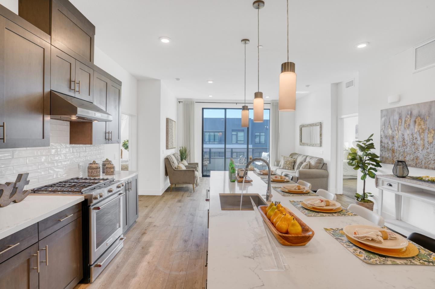 Detail Gallery Image 4 of 45 For 3578 Rambla Pl #726,  Santa Clara,  CA 95051 - 2 Beds | 2/1 Baths