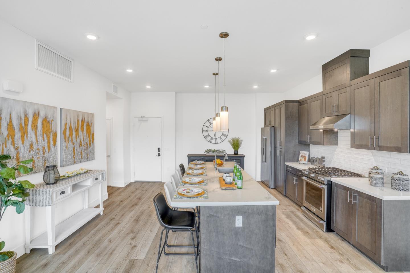 Detail Gallery Image 7 of 45 For 3578 Rambla Pl #726,  Santa Clara,  CA 95051 - 2 Beds | 2/1 Baths