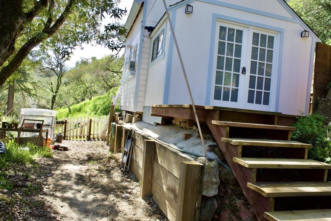 Front Image Thumbnail for ML82037811