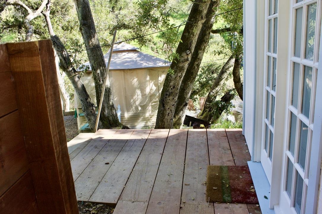 Detail Gallery Image 10 of 10 For 84 El Vanada Rd #B,  Redwood City,  CA 94062 - 1 Beds | 1 Baths