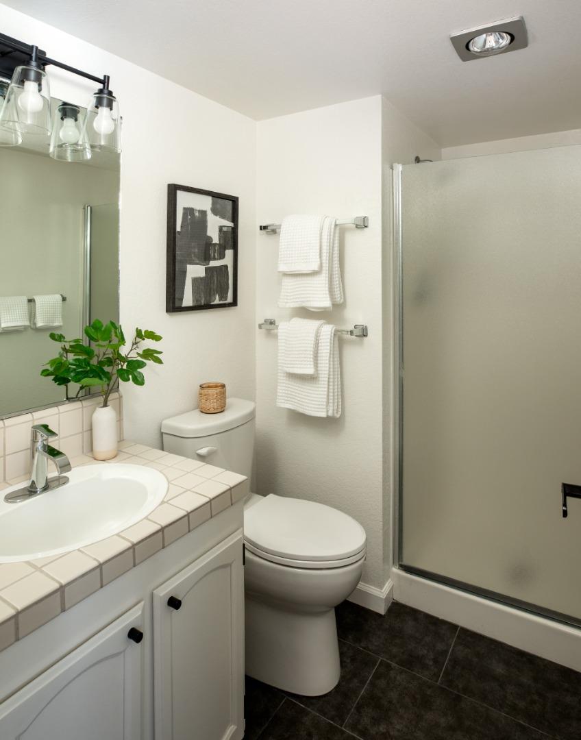 Detail Gallery Image 29 of 41 For 1651 Taylor Ln, Santa Cruz,  CA 95062 - 2 Beds | 2 Baths