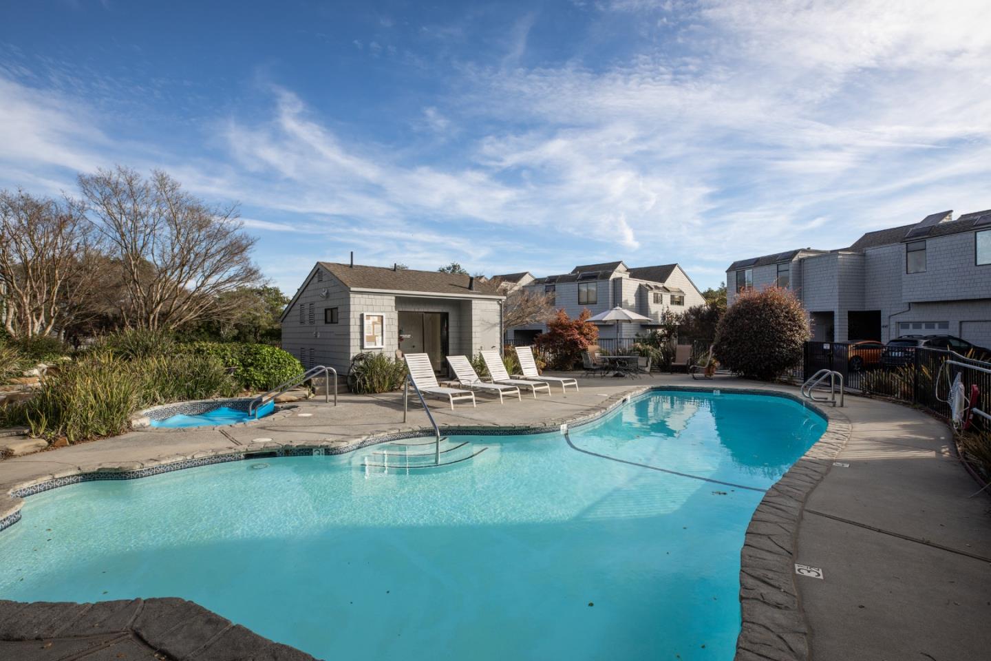 Detail Gallery Image 31 of 41 For 1651 Taylor Ln, Santa Cruz,  CA 95062 - 2 Beds | 2 Baths